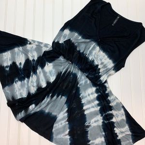 Cirana tie died wrap front dress EUC XS